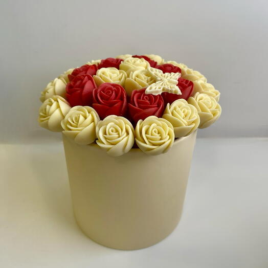 Букет из шоколадных роз 25 шт в коробке