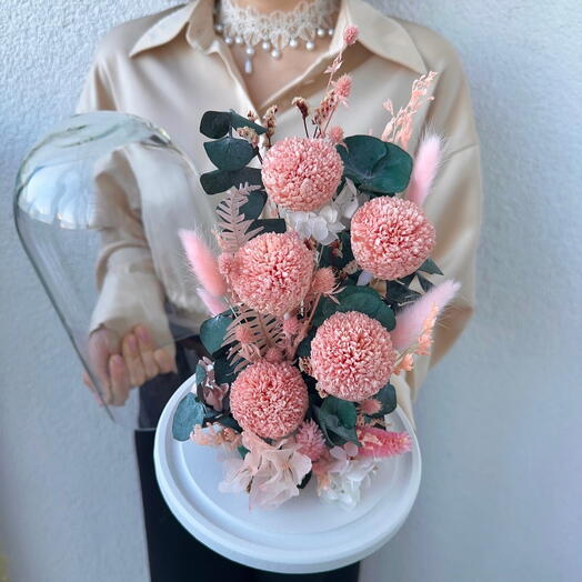 Колба «Нежные цветы» со стабилизированными хризантемами