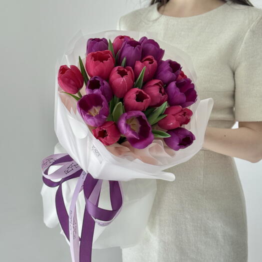 Букет из 21 тюльпана