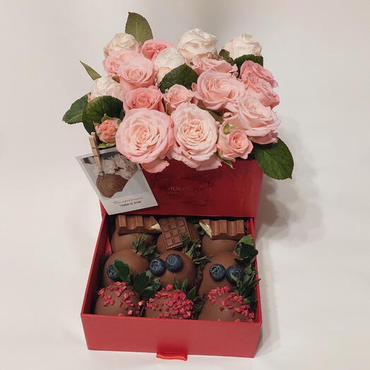 Клубника в шоколаде с цветами 🎁 2в1