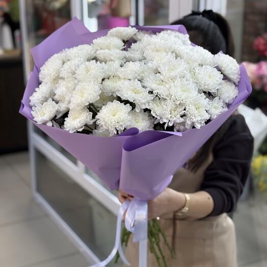 Букет из 11 белых хризантем