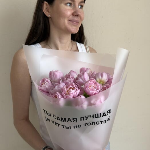 Букет с розовыми пионами