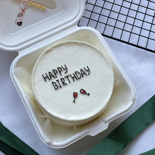 Бенто торт Happy Birthday с бокалами