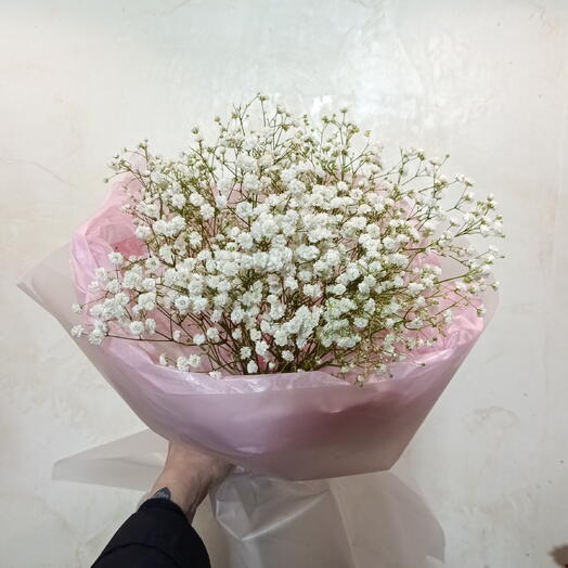 Букет из гипсофила в розовом