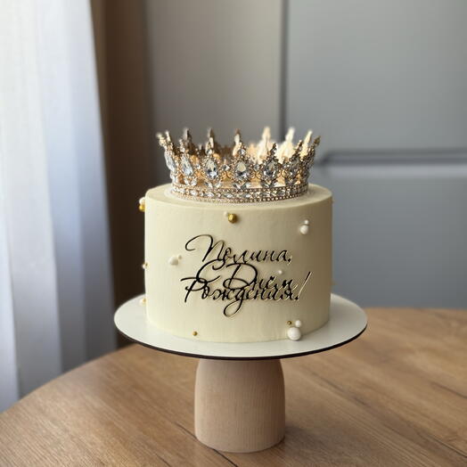 Торт с короной happy birthday
