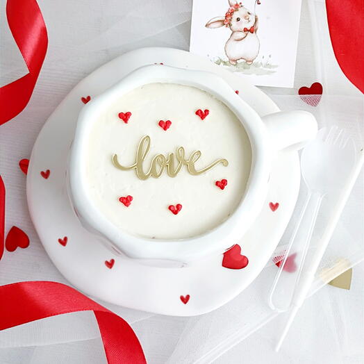 Торт в кружке «Love»