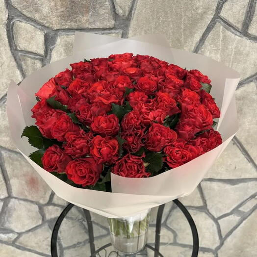 Букет из 51 алых роз