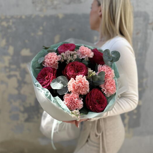 Авторский букет 💐 «Летний каприз» с пионовидной розой