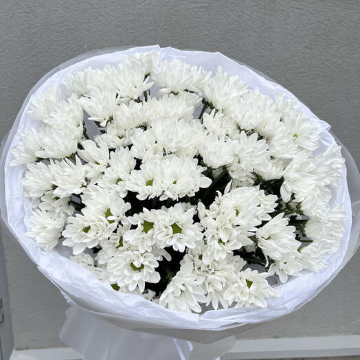 Букет из 15 кустовых хризантем
