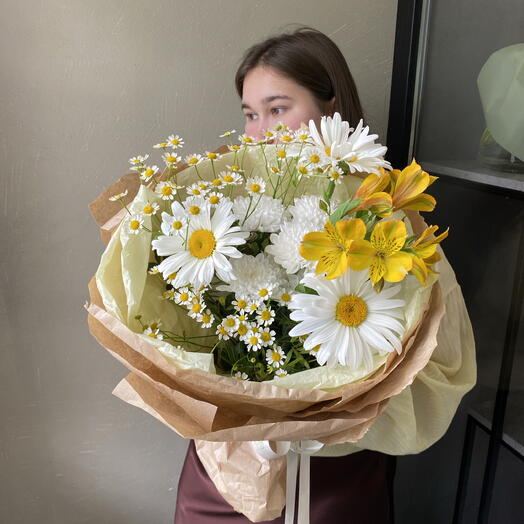 Летний букет с ромашками