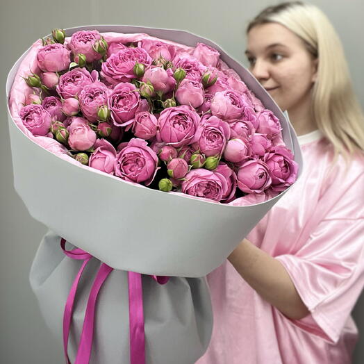 Букет из кустовых роз Мисти баблс 15шт