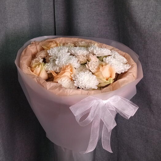 Букет из роз и хризантемы 🤗