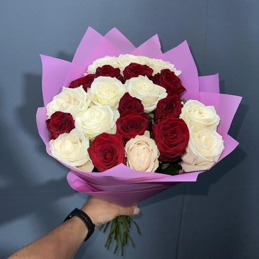🌹БУКЕТ МИКС ИЗ 21 БЕЛОЙ И КРАСНЫХ РОЗ🌹