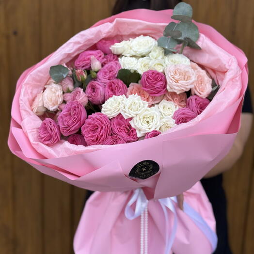 Букет кустовых роз Для самой лучшей 🌸🩷💖