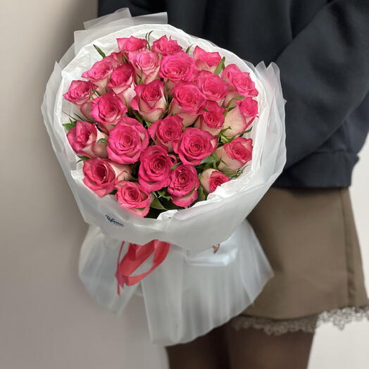 Букет из 25 кенийских роз, розовая роза