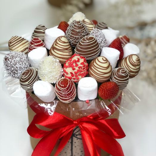 Strawberries with marshmallows