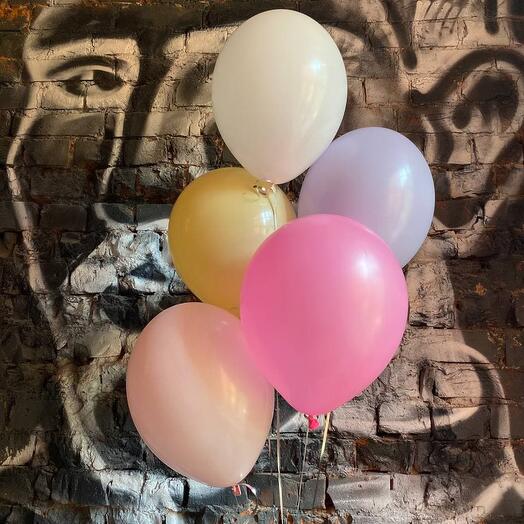 Cascade of 5 helium balloons "Berry gamma"