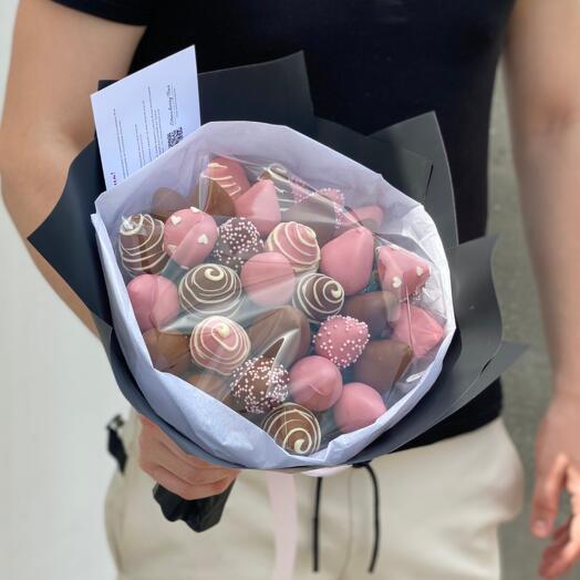 Bouquet de Fresas en Chocolate "Bolsena"