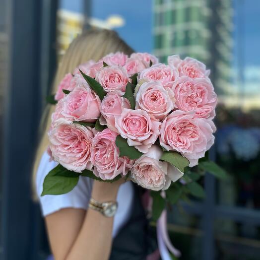 Ramo de rosas peonías "Princesa Hitomi"