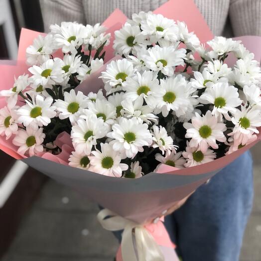 Bouquet with chamomile chrysanthemums