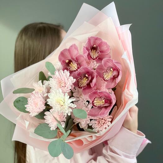 Bouquet "Delicate orchid Love"