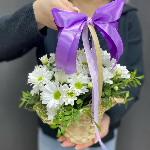 Корзина с цветами