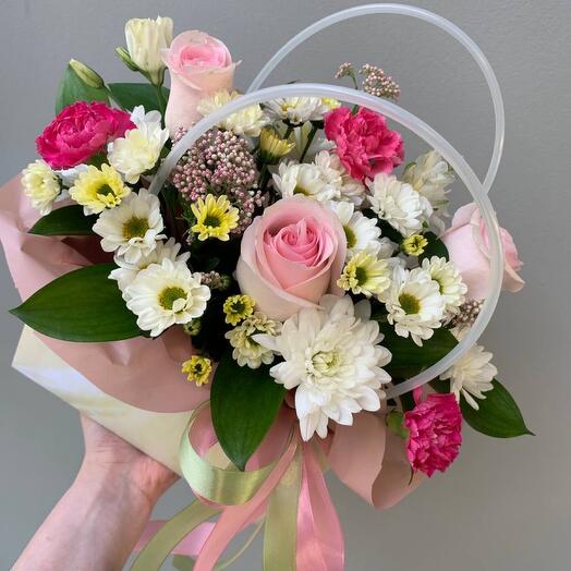 Handbag with flowers