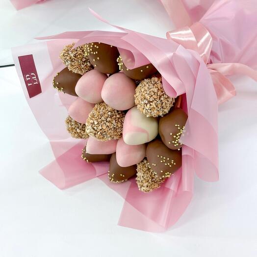 Букет «Вафелька» из клубники в шоколаде