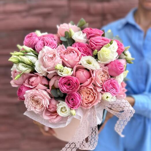 Caja con rosa peonía y eustoma