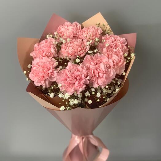 Bouquet of dianthus and gypsophila