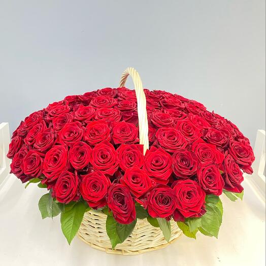 Корзина с цветами 101