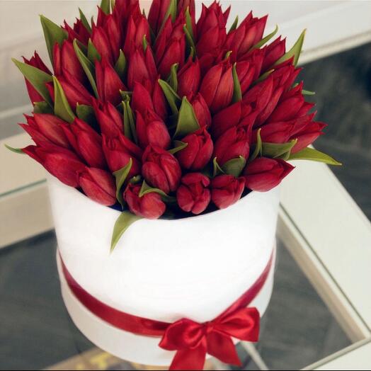 Цветы в коробке