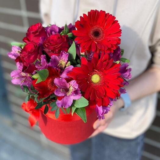 Цветы в коробке🌹гербера