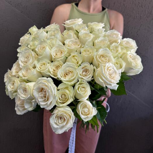 Букет из белых роз