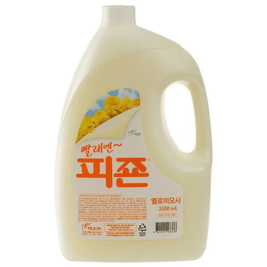 Pigeon Regular Fabric Softener Yellow Mimosa Кондиционер для белья с ароматом мимозы - 3,5 л (бутыль)