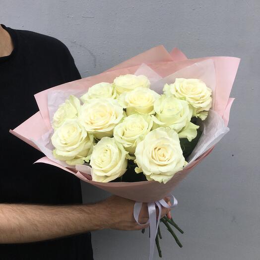 Букет из 11 белых роз Mondial