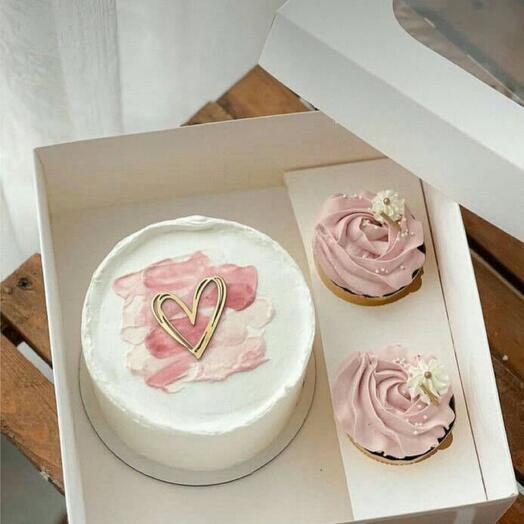 Сладкий набор «сердце» бенто + капкейки