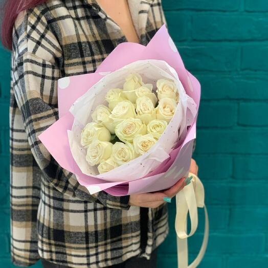 Ramo de 15 rosas blancas