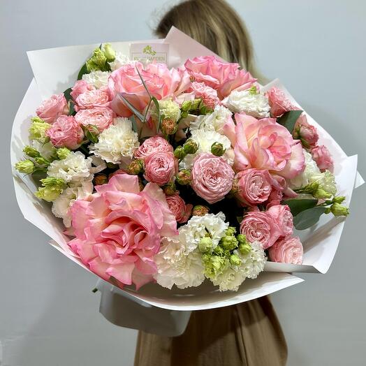 Букет любимой с пион розами и французскими розами 🎀