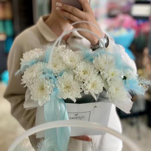 Цветы в коробке