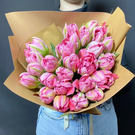 25 розовых пионовидных тюльпанов