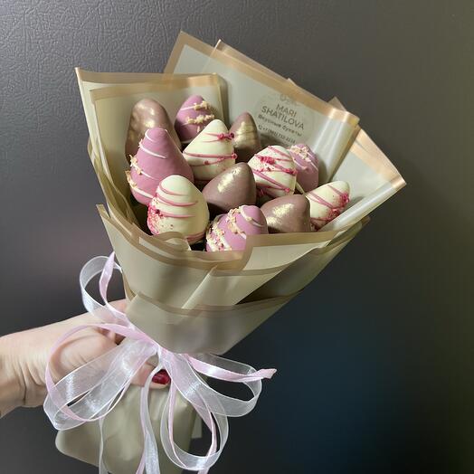 Нежный клубничный 12 ягод