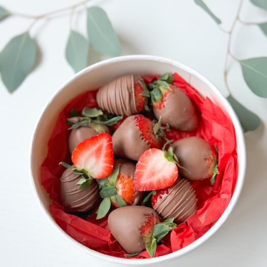 Fresas cubiertas de chocolate para mamá, hermana, novia, esposa, novia