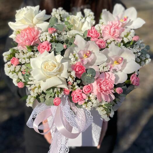 Нежность в подарок 💝 композиция с Орхидеями и Французскими розами