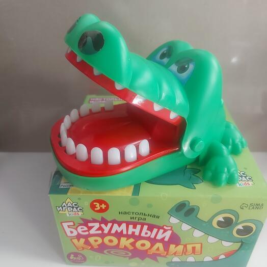 Настольная игра на реакцию  "Безумный крокодил", на внимание, ловкость