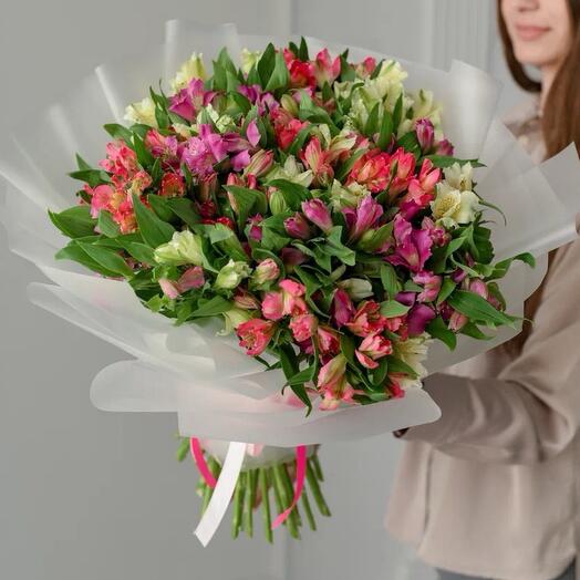 35 альстромерий микс в упаковке