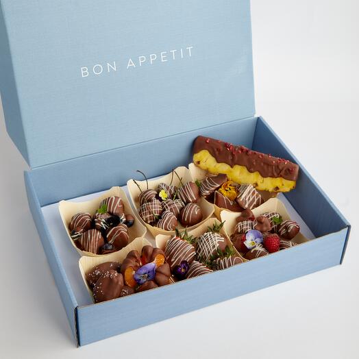 Фрукты в шоколаде