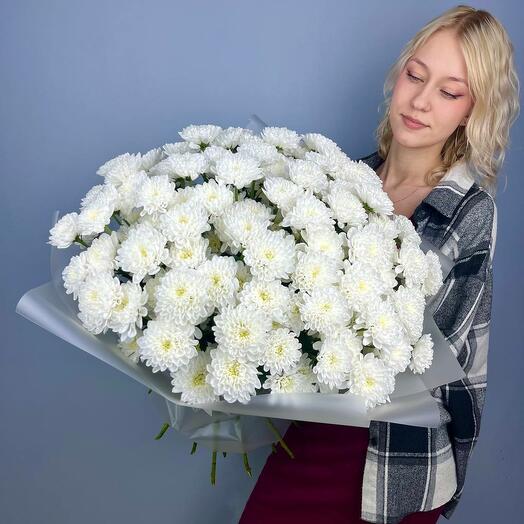 19 white chrysanthemums