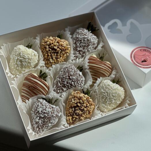 Chocolate-covered strawberries 9 pieces