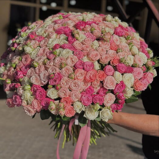 201 Spray Roses